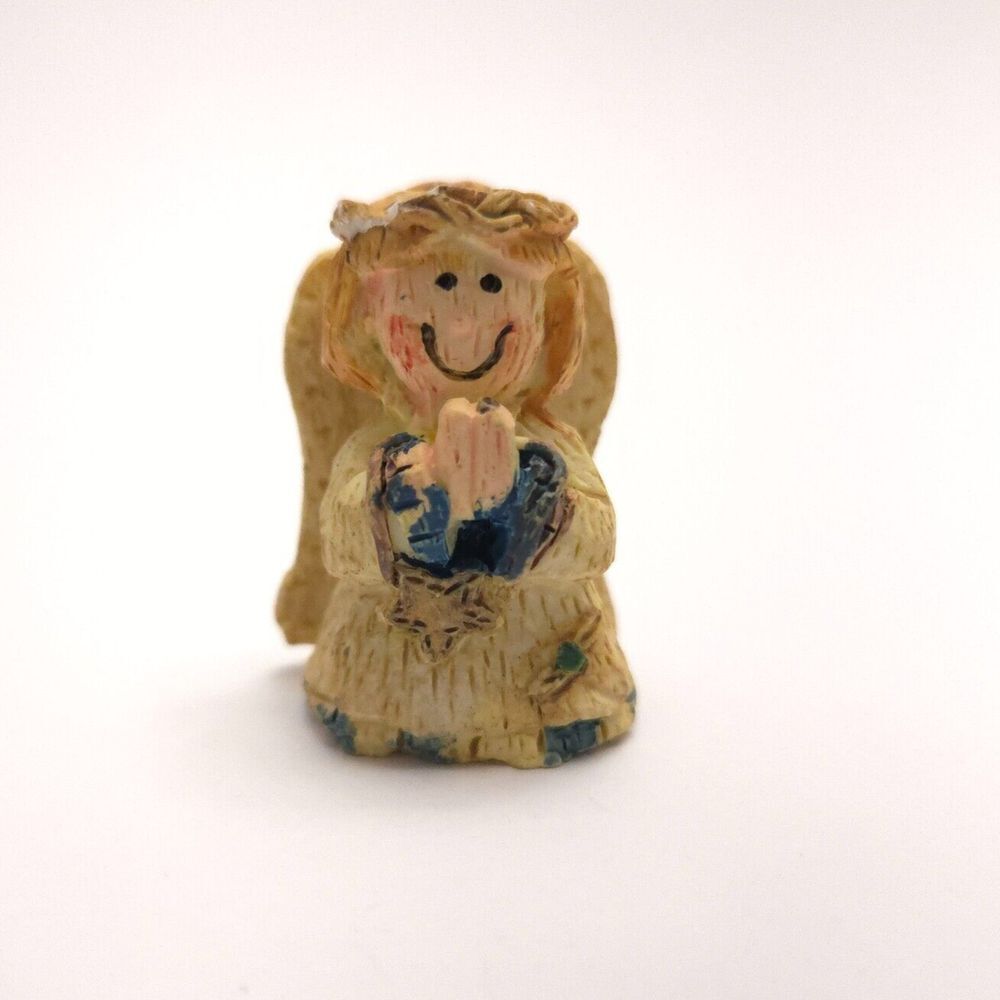 ANGEL from 11 Piece Polystone Holy Nativity Giftco Christmas miniature